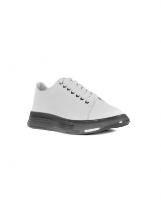 White men's sneakers with a maxi sole